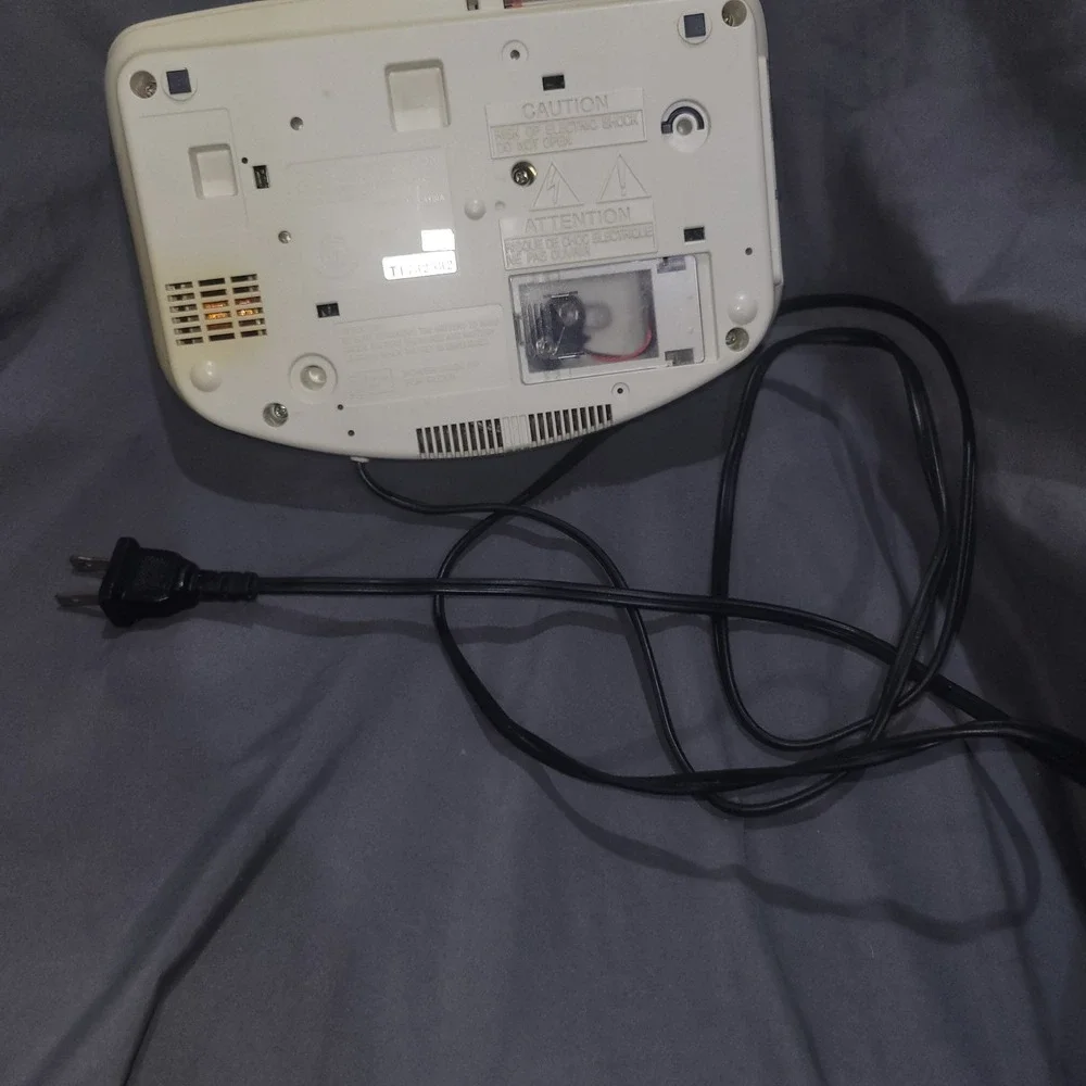 Vintage Sony Dream Machine ICF-C370 Clock Radio Am/Fm